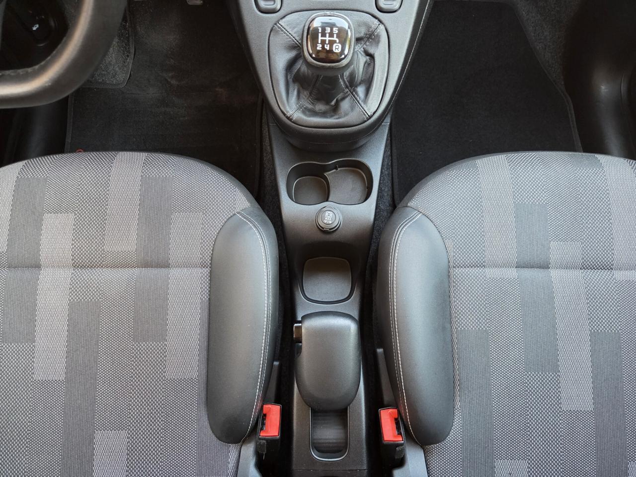 Fiat Panda 1.2 City Cross 69cv 5 posti
