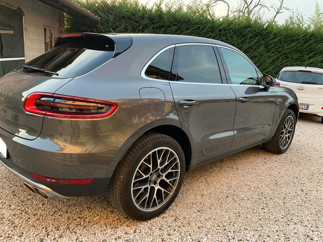 Porsche Macan 3.0 S Diesel ***TAGLIANDI PORSCHE***su appuntamento 3929977561***