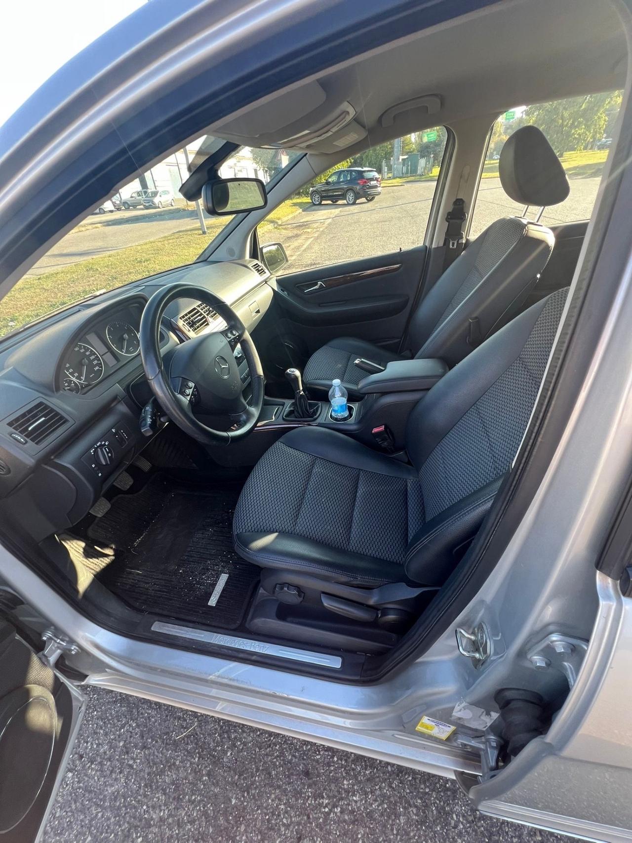 Mercedes-benz A 170 160 BlueEFFICIENCY Elegance