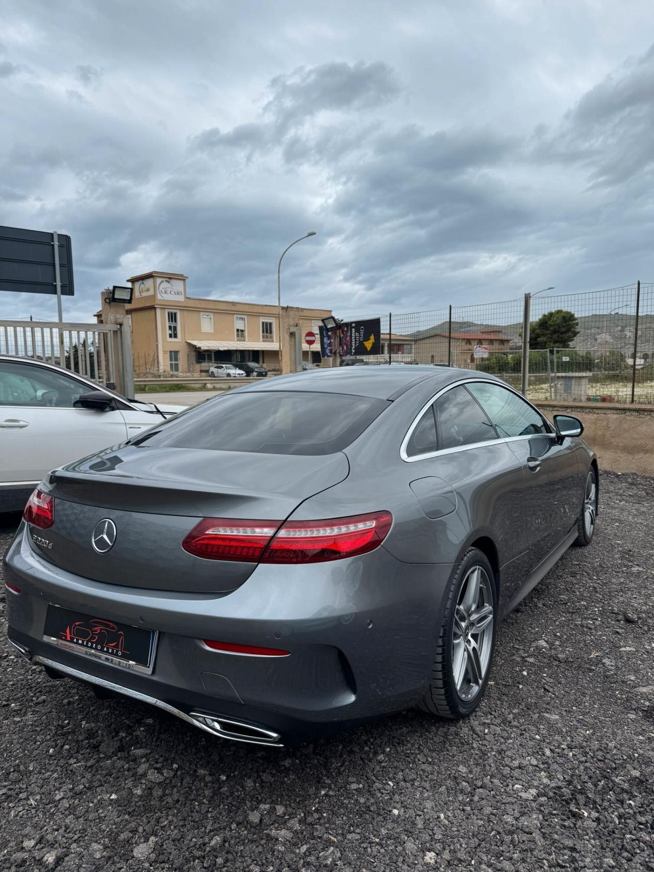 Mercedes-benz E 220 d Auto Premium Plus