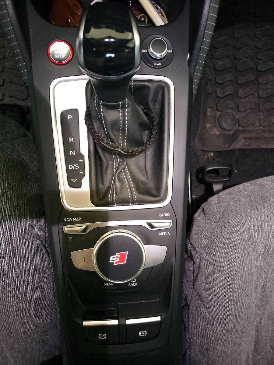 Audi Q2 SQ2 TFSI quattro S tronic sport attitude