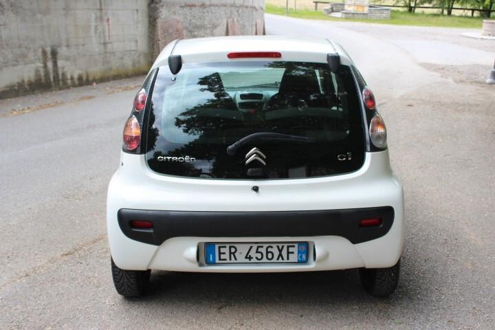 Citroen C1 1.0 IE Attraction 75.000KM CERTIFICATI 8 GOMME INVERNALI\ESTIVE CLIMATIZZATA