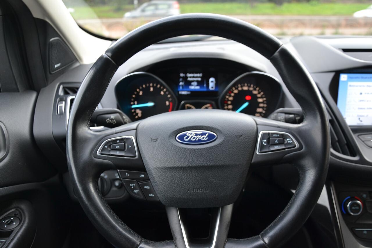 Ford Kuga 1.5 TDCi 120CV TITANIUM NAV+TEL+PDC+PRIVACY+CERCHI