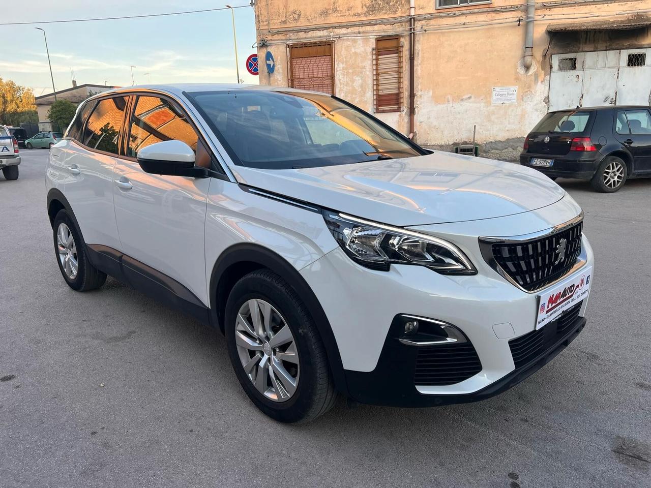 Peugeot 3008 BlueHDi 130 S&S Business