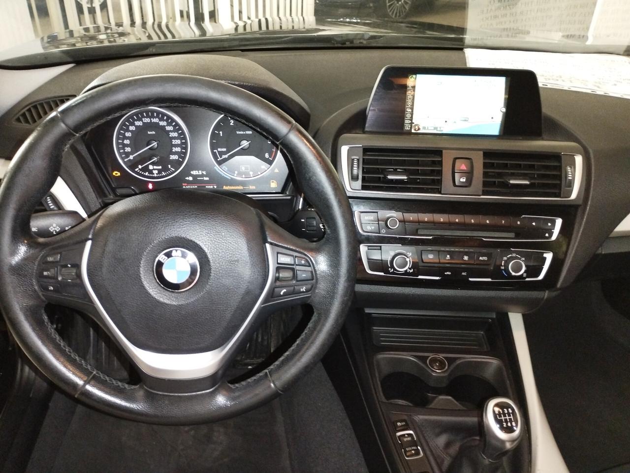 Bmw 116d 5p. Sport