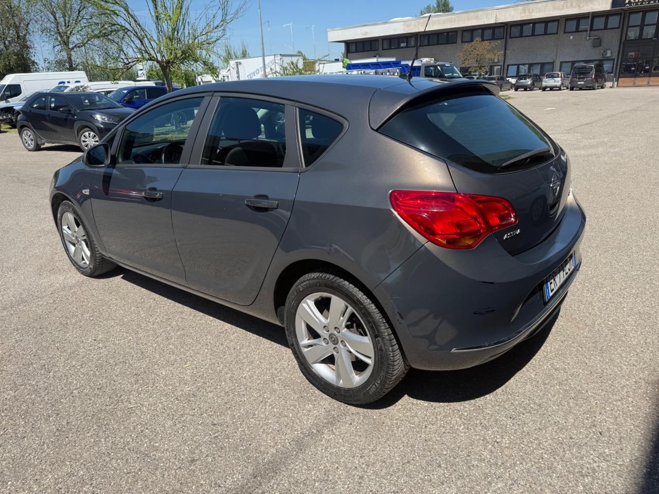 Opel Astra 1.7 CDTI 110CV 5 porte Cosmo