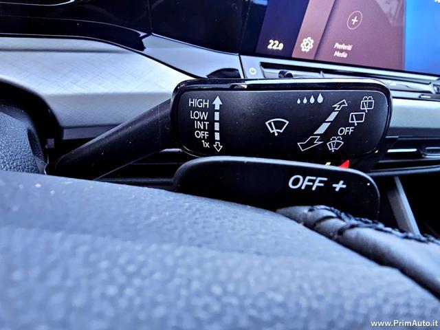 VOLKSWAGEN Golf 1.5 TGI DSG Life