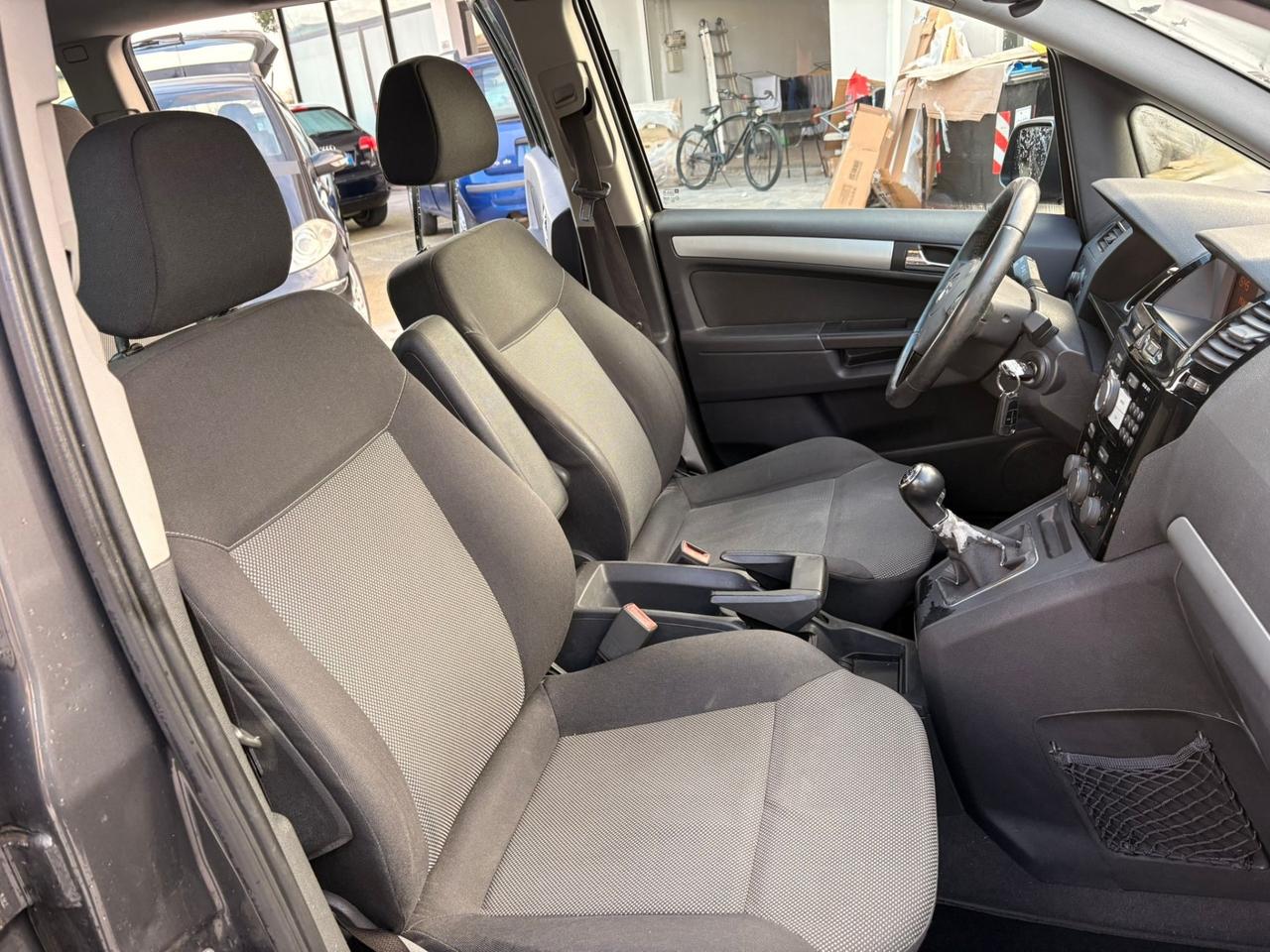 Opel Zafira 1.6 16V ecoM 150CV Turbo One