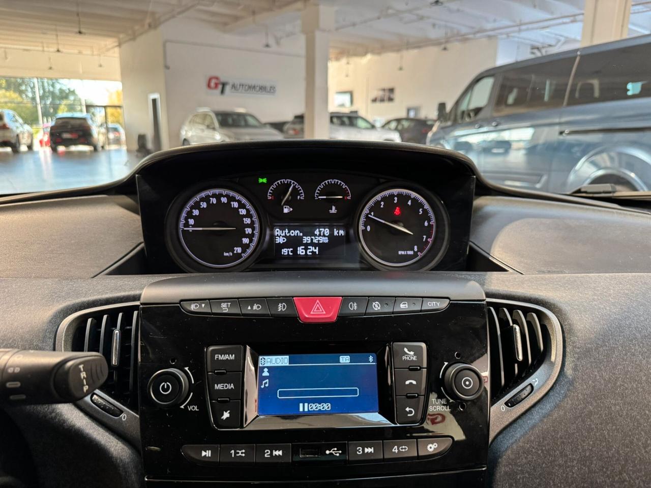 Lancia Ypsilon 1.2 69 CV 5 porte S&S Elefantino Blu