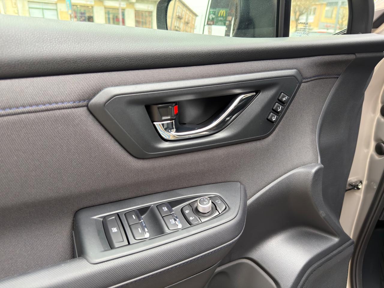 Subaru Forester 2.0 e-Boxer cvt