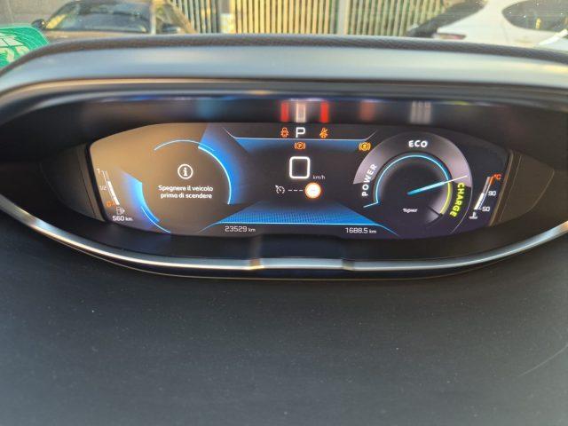 PEUGEOT 3008 Hybrid 136 e-DCS 6 Allure Pack