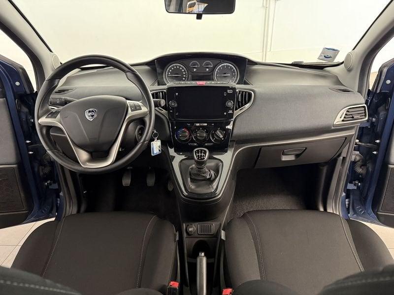 Lancia Ypsilon 1.0 FireFly 5 porte S&S Hybrid Gold