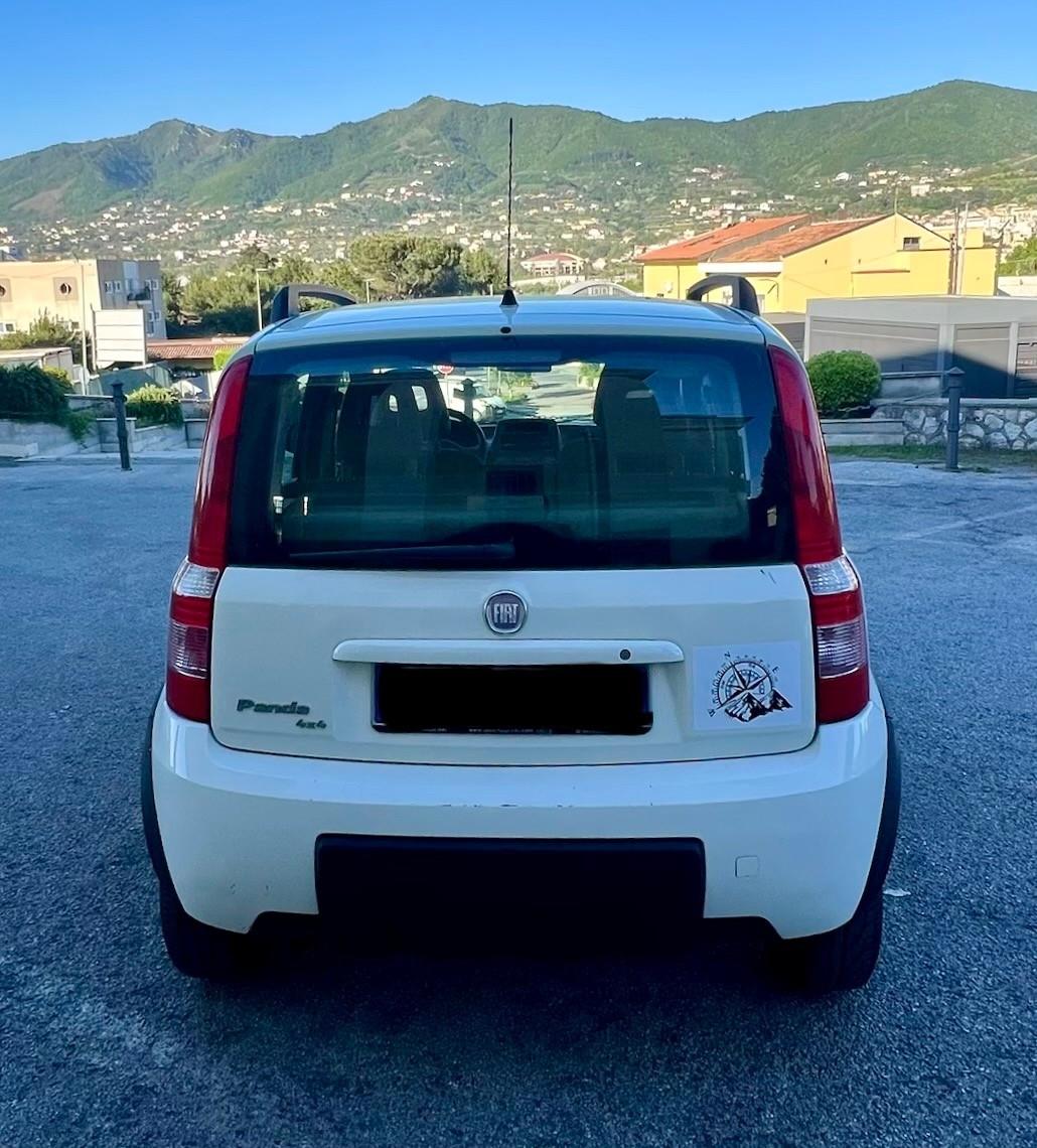 Fiat Panda 1.3 MJT 16V DPF 4x4 Climbing