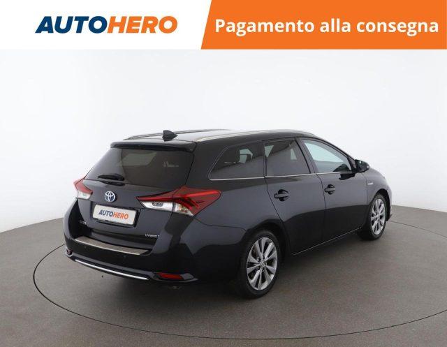TOYOTA Auris Touring Sports 1.8 Hybrid Lounge