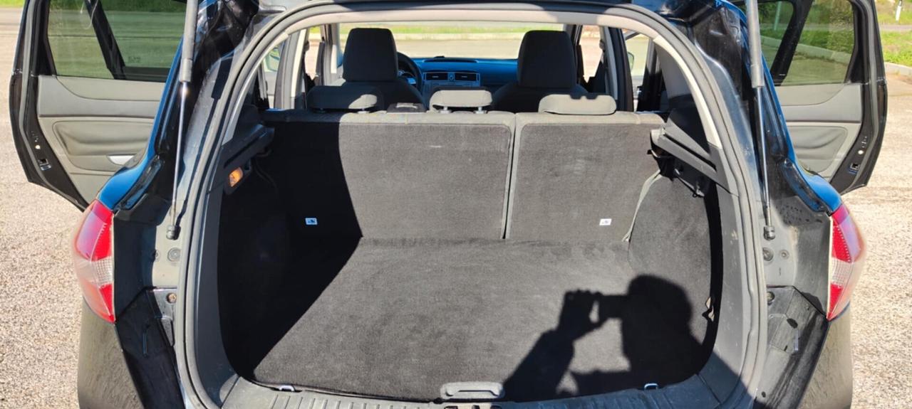 Ford Kuga Kuga+ 2.0 TDCi 140 CV 2WD DPF