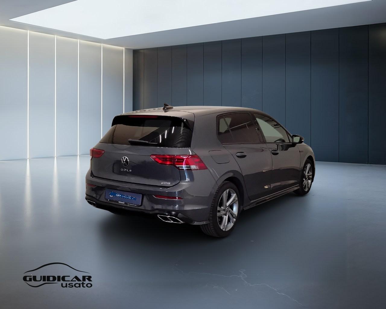 VOLKSWAGEN Golf VIII 2020 - Golf 1.5 etsi evo R-Line 130cv dsg