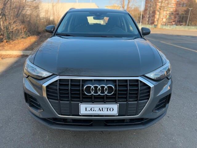 Audi Q3 35 TDI S tronic Business