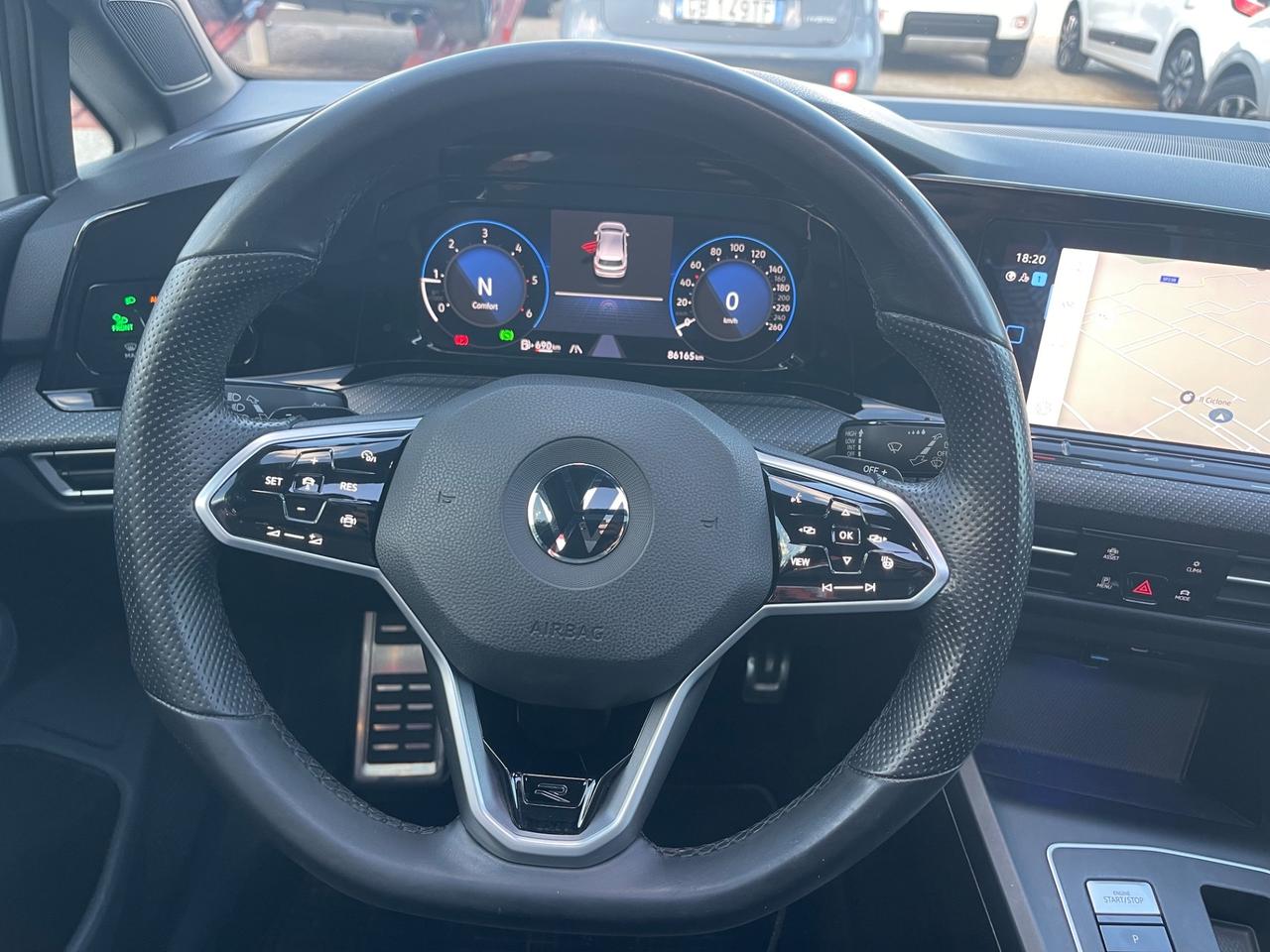 Volkswagen Golf R-Line DSG 2.0 TDI 150cv