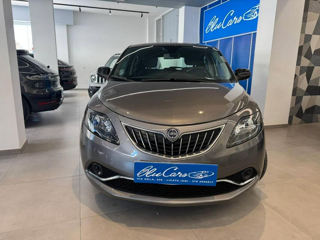 Lancia Ypsilon III 1.0 firefly hybrid Silver s&s 70cv