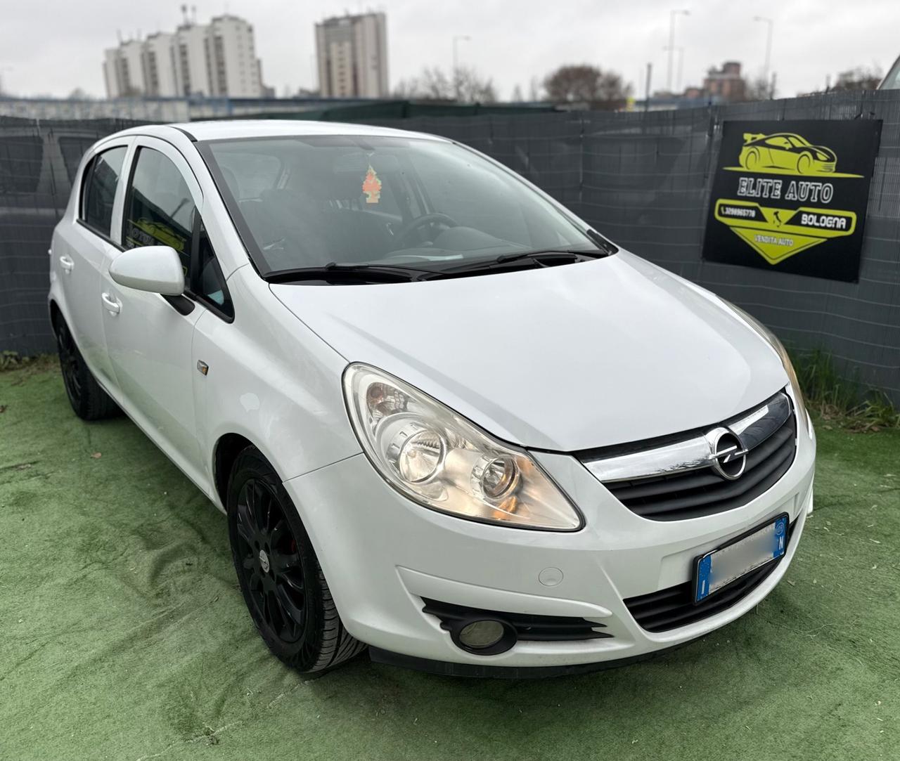 Opel CORSA 1.2 GPL 5 PORTE ENJOY NEOPATENTATI