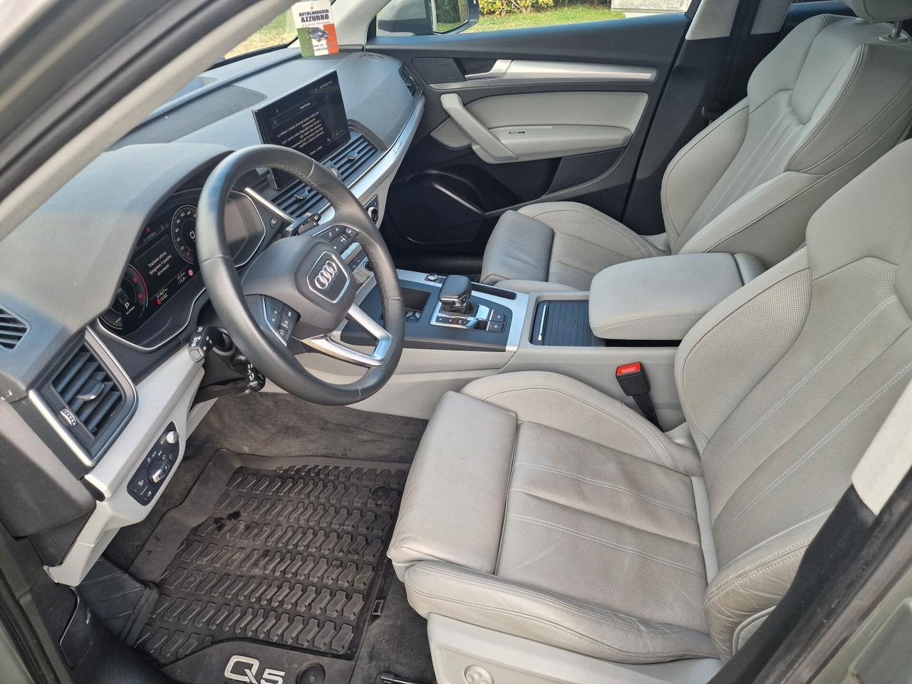 Audi Q5 40 TDI 204 CV quattro S tronic Identity Black