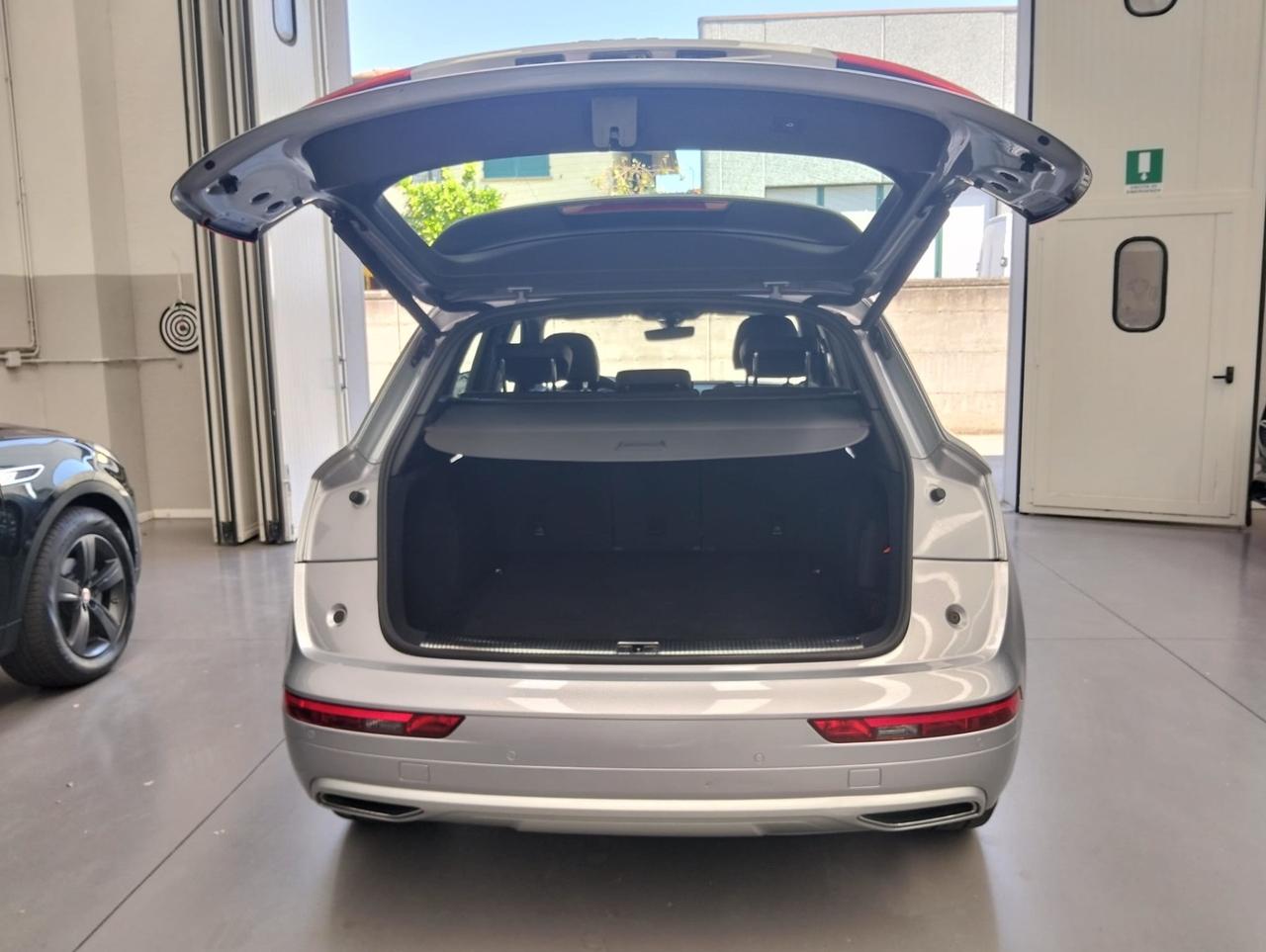 Audi Q5 2.0 TDI 190 CV quattro S tronic S-LINE