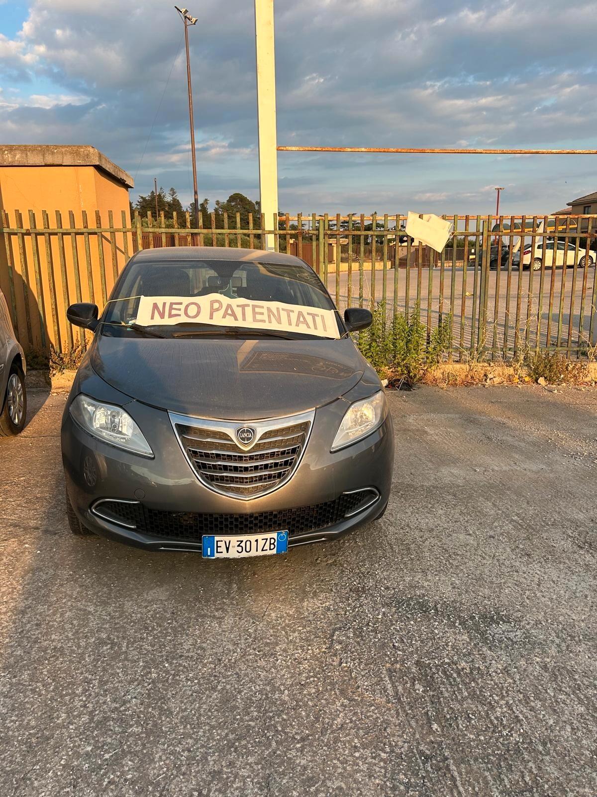Lancia Ypsilon 1.2 69 CV 5 porte GPL Ecochic Gold