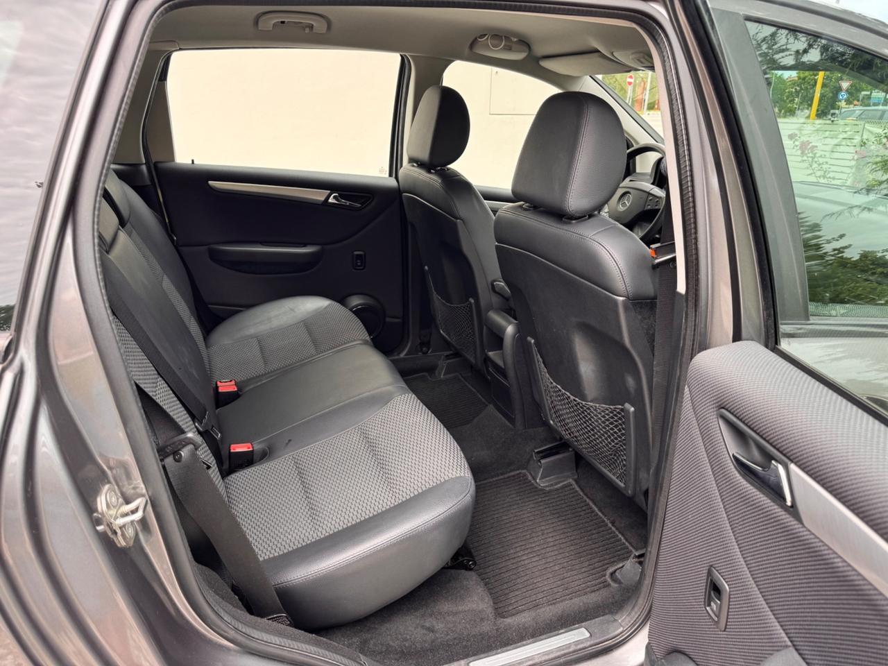 Mercedes-benz B 180 CDI Premium OK NEOPATENTATI
