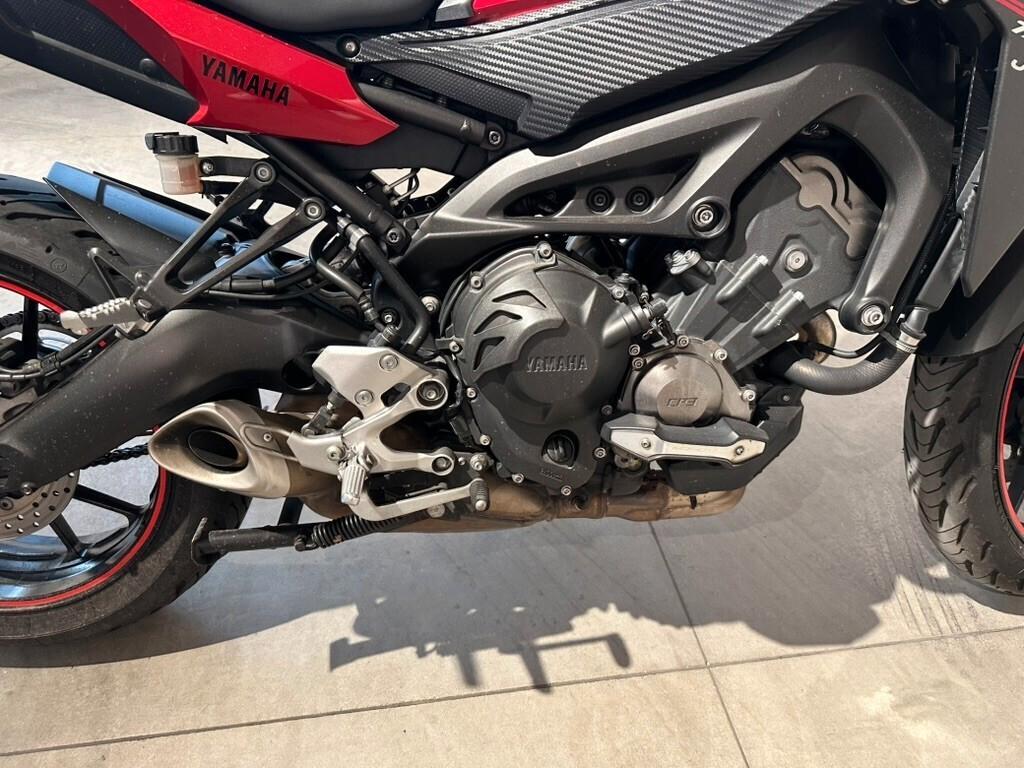 Yamaha MT-09 Tracer 2015