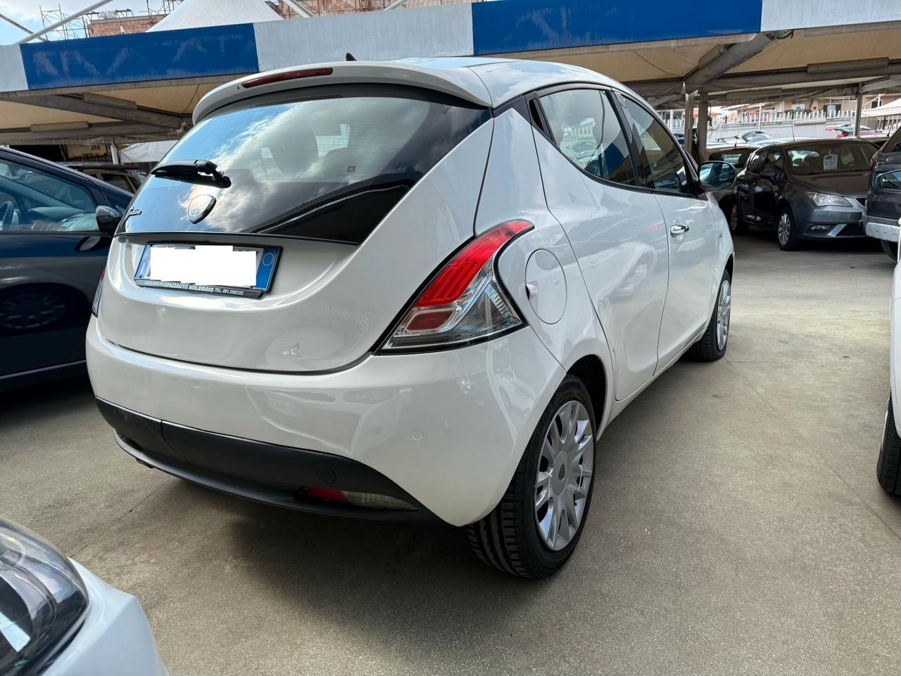 LANCIA NEW YPSILON 1,2 BENZ IMP.GPL