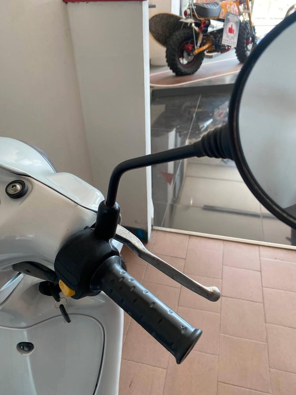 Aprilia Scarabeo 4t