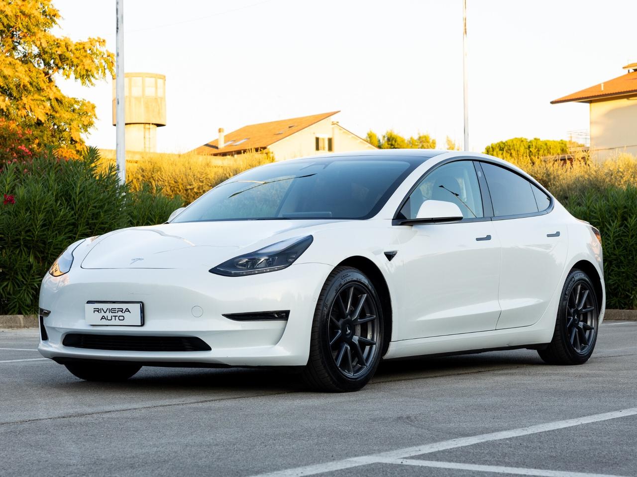 Tesla Model 3 Long Range Dual Motor AWD