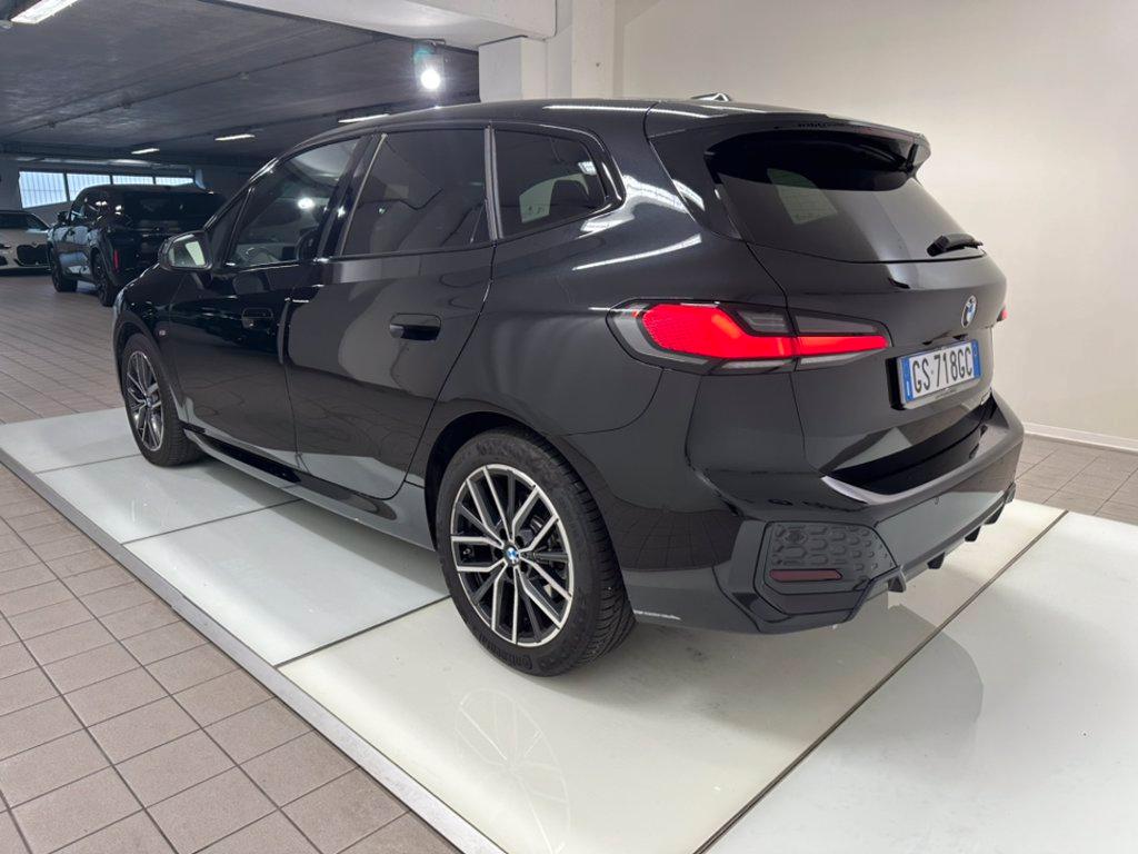 BMW 220i Active Tourer mhev 48V Msport auto del 2023