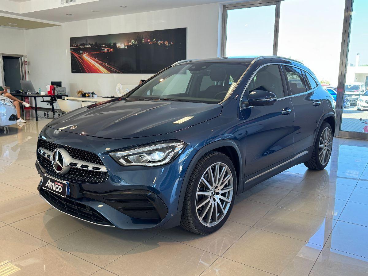MERCEDES Classe GLA 200 d Automatic Premium Tetto Cerchi 20