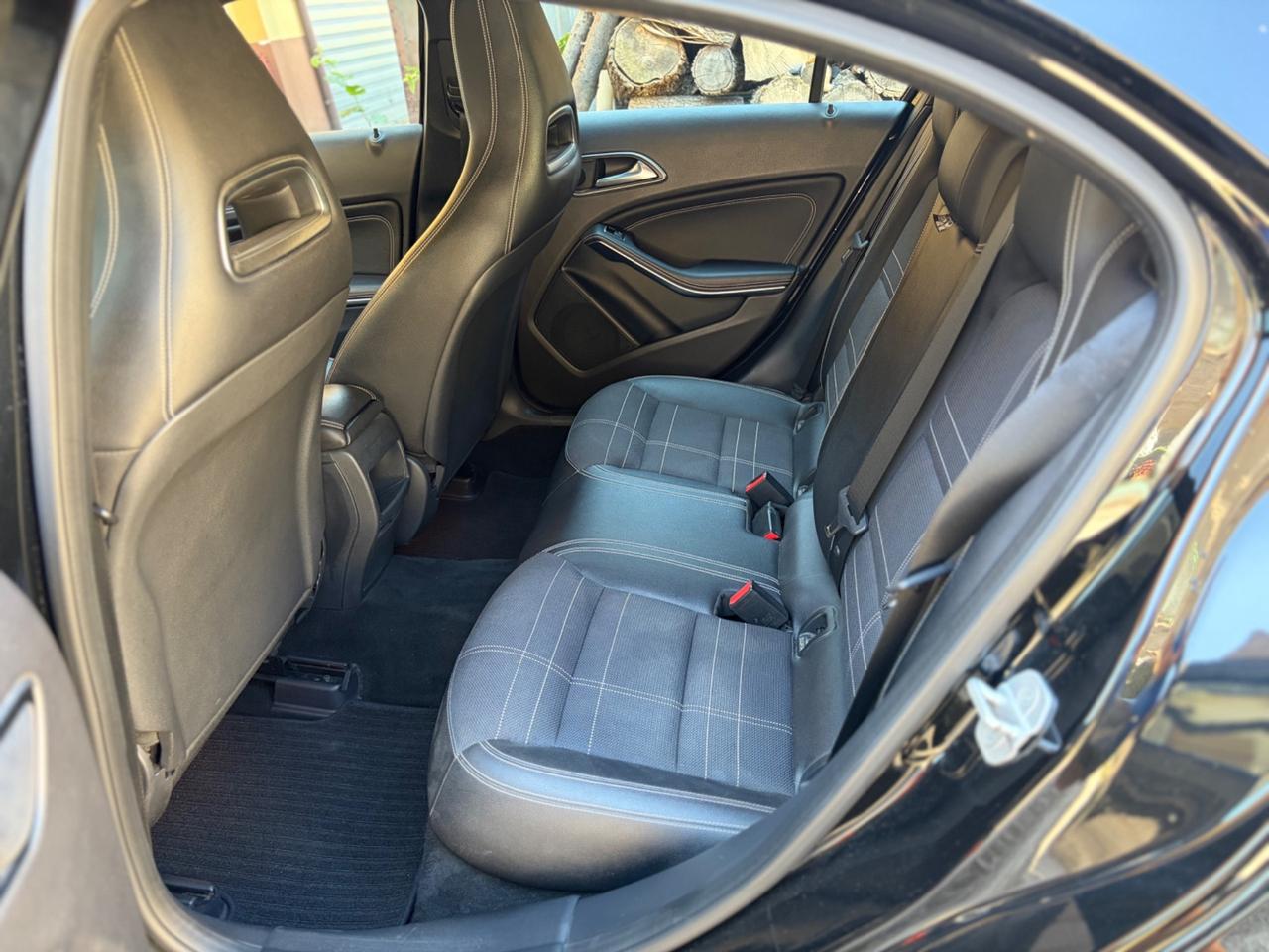 Mercedes-benz A 180 d Premium