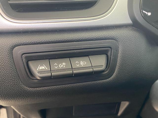 RENAULT CAPTUR TCE 90 CV TECHNO 6 MARCE