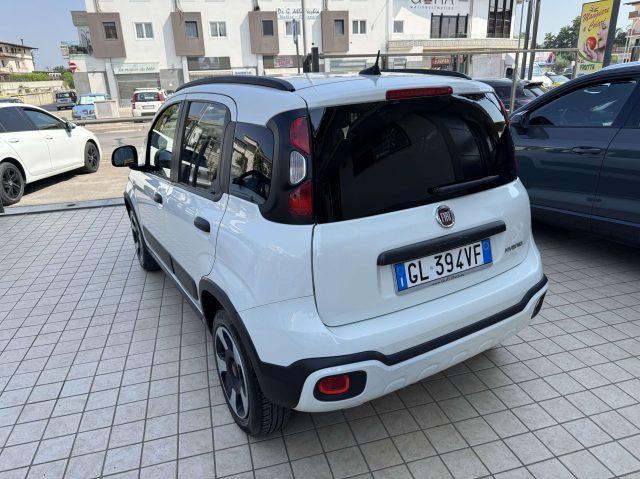 FIAT Panda 1.0 firefly hybrid Cross s&s 70cv 5p.ti