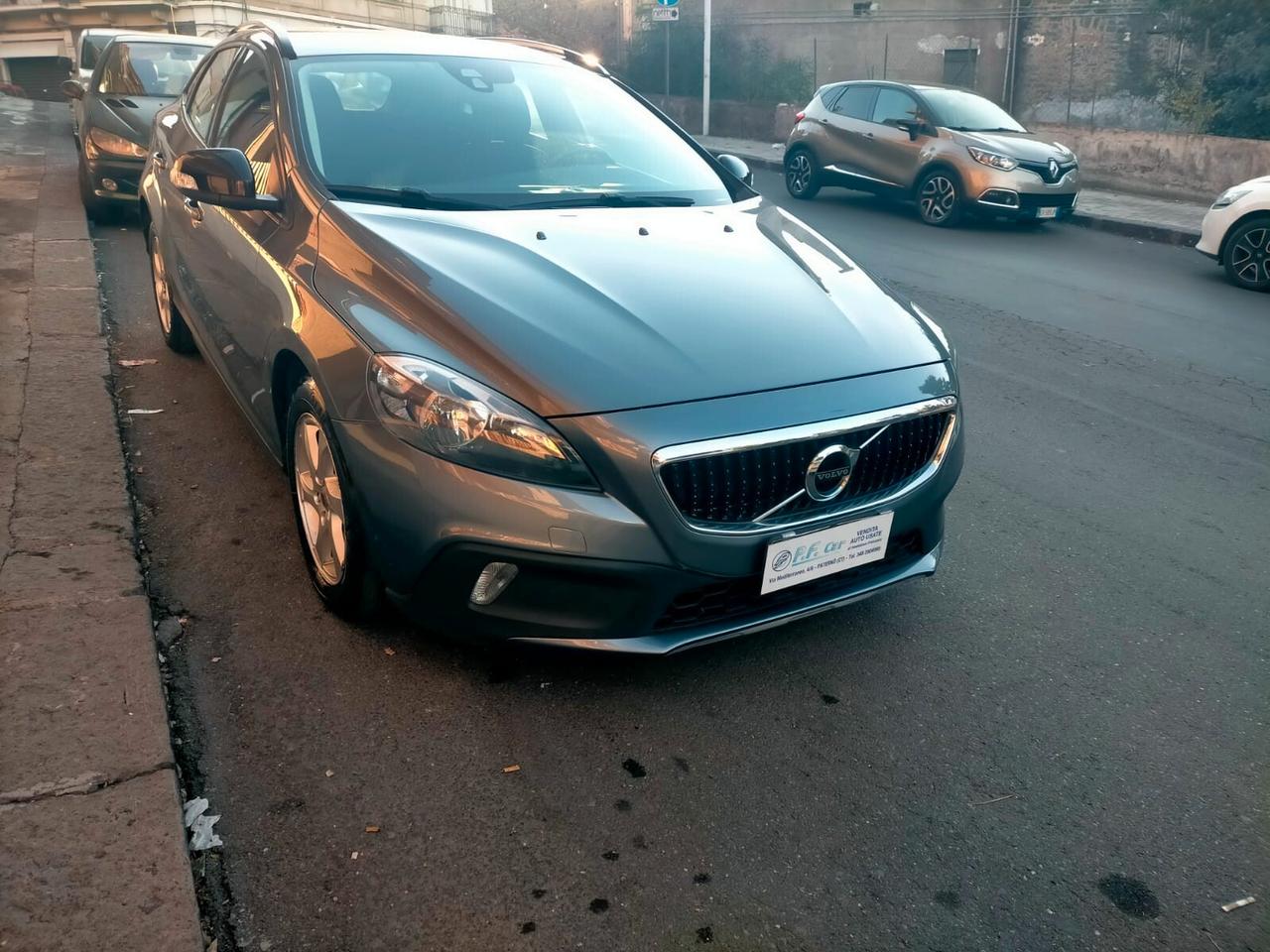 Volvo V40 Cross Country D2 Style Plus