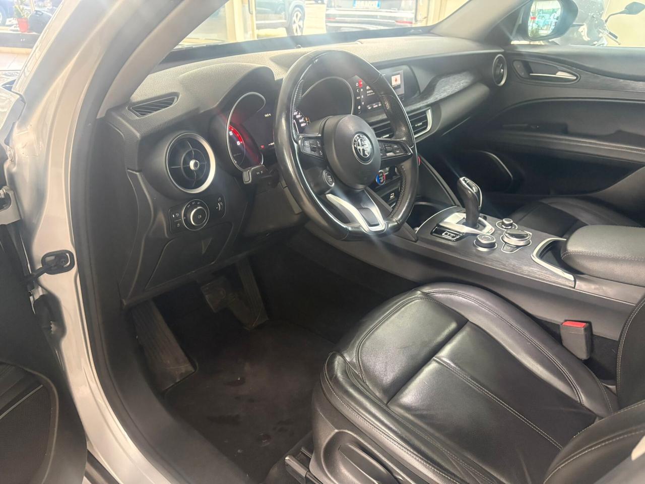 Alfa Romeo Stelvio 2.2 Turbodiesel 190 CV AT8 Q4 Super