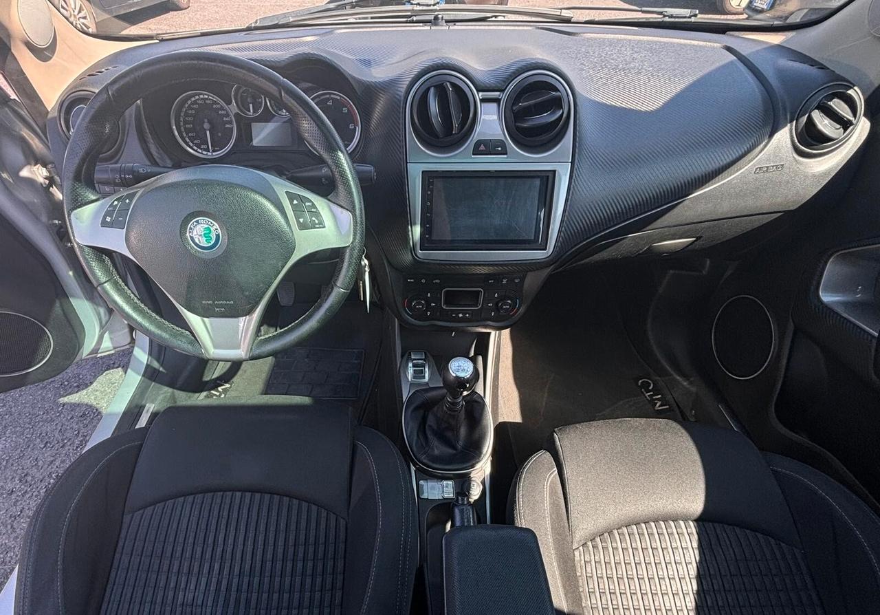 Alfa Romeo MiTo 1.6 JTDm 16V Distinctive Sport Pack