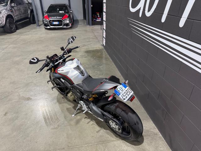 DUCATI Streetfighter V4 SP NUMERATA CARBONIO