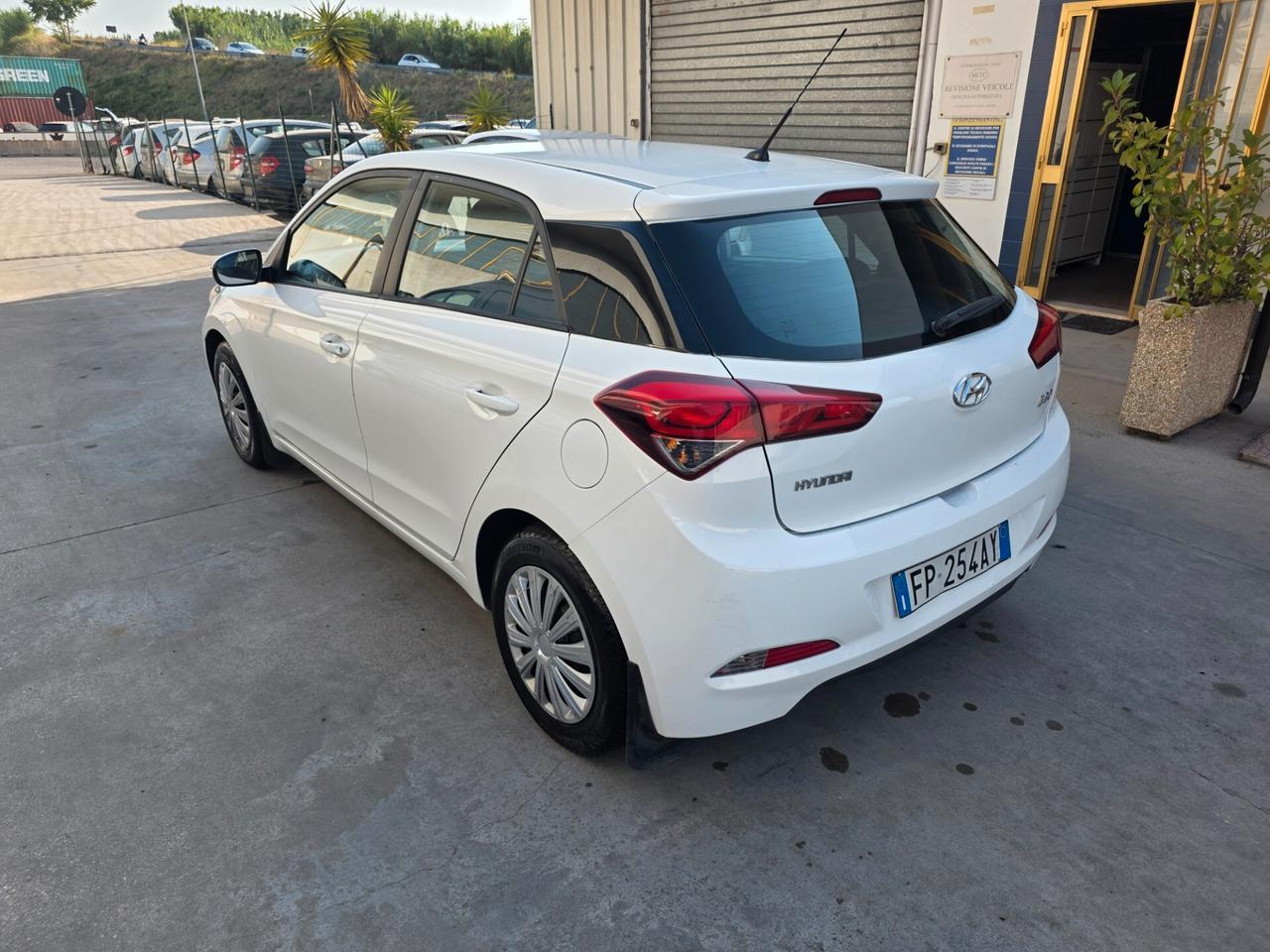 Hyundai i20 1.2 5 porte Tech