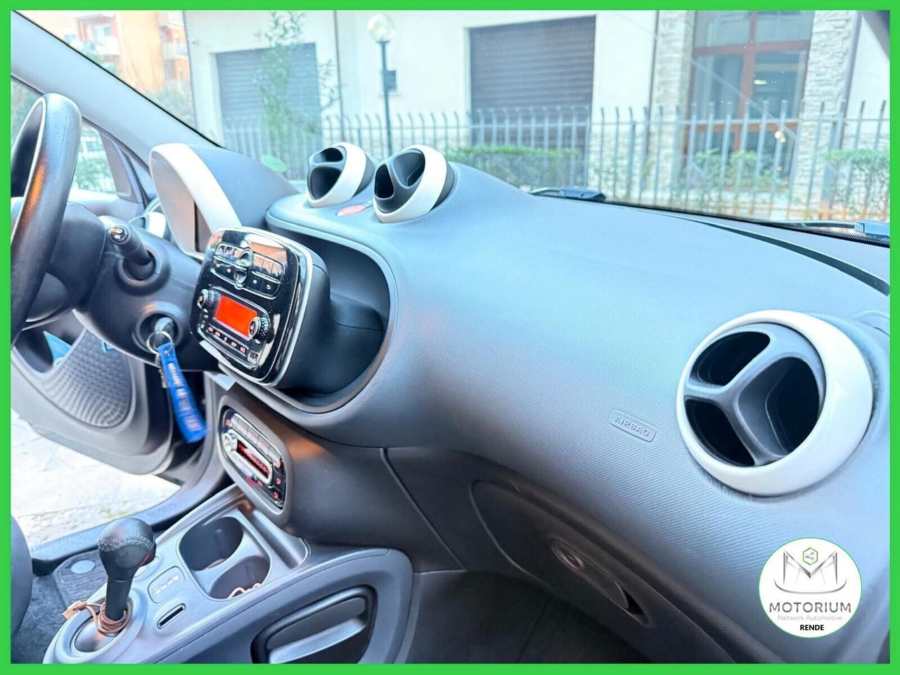 Smart ForFour 70 1.0 twinamic Youngster Automatica 05/2017