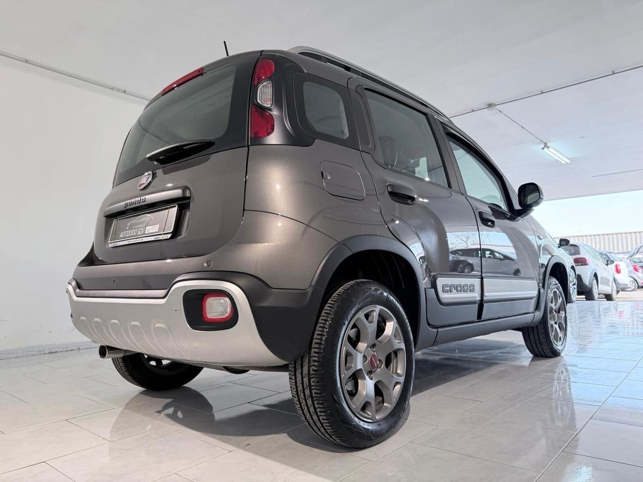 PANDA 4x4 CROSS TRAZIONE INTEGRALE 14000KM