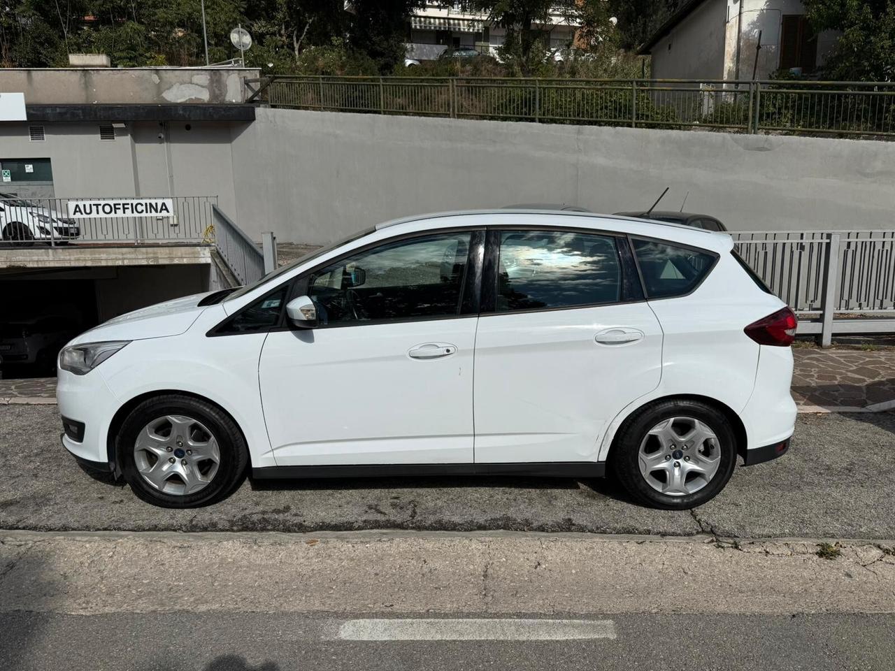 FORD C-MAX 1,5 TDCI 95 CV TITANIUM MAN 5P