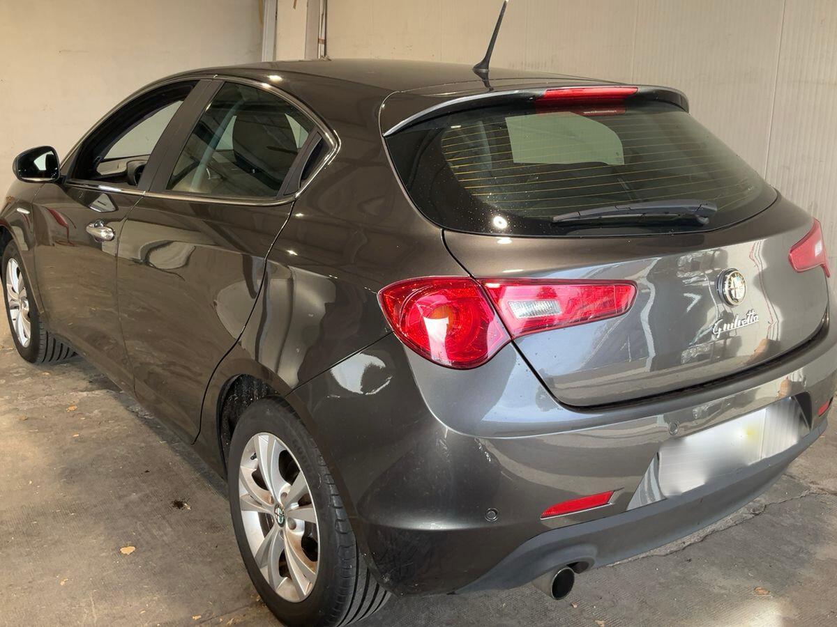 Alfa Romeo Giulietta 1.4 Turbo MultiAir Distinctive