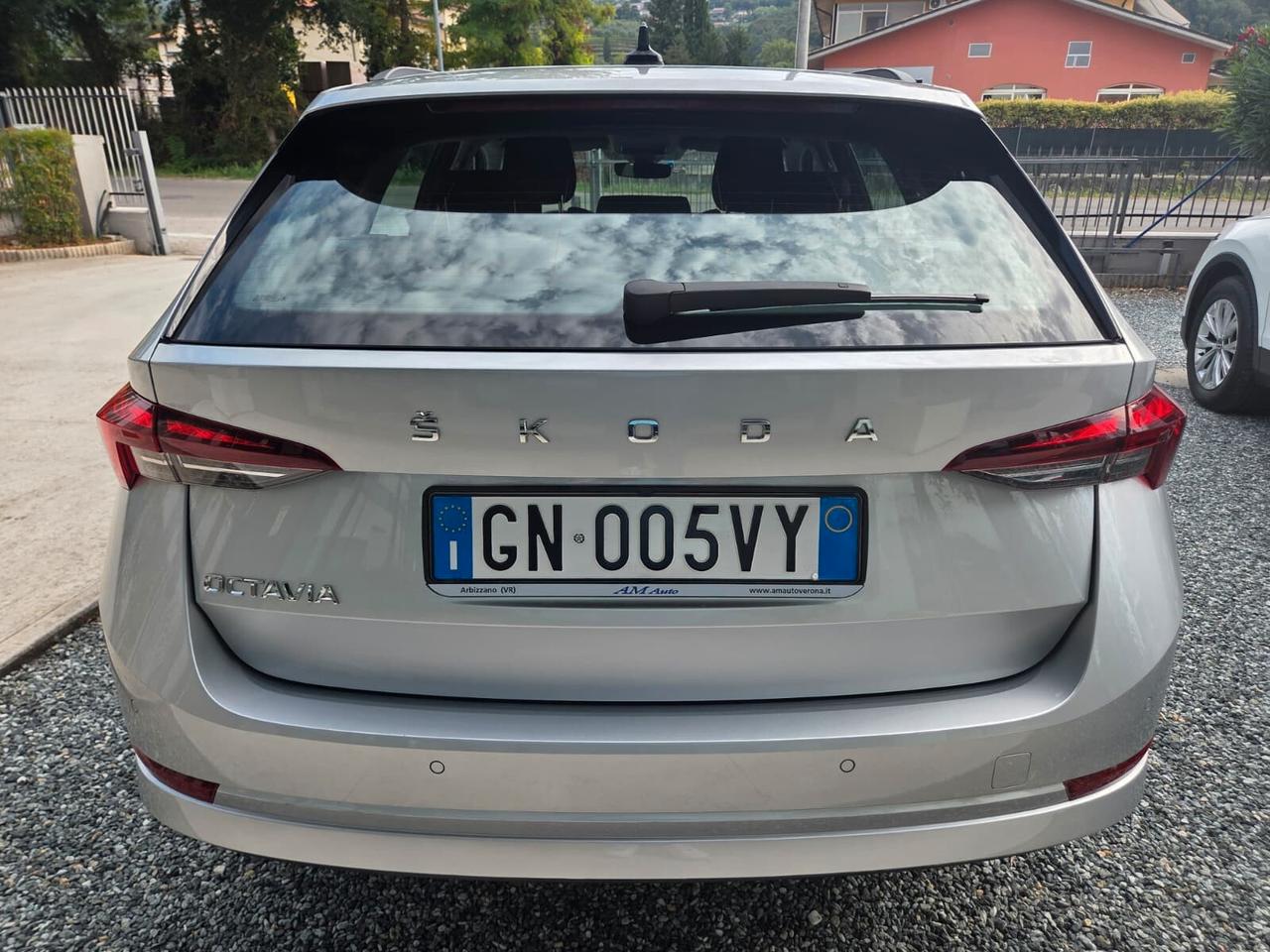 Skoda Octavia 2.0 TDI EVO SCR Wagon Ambition