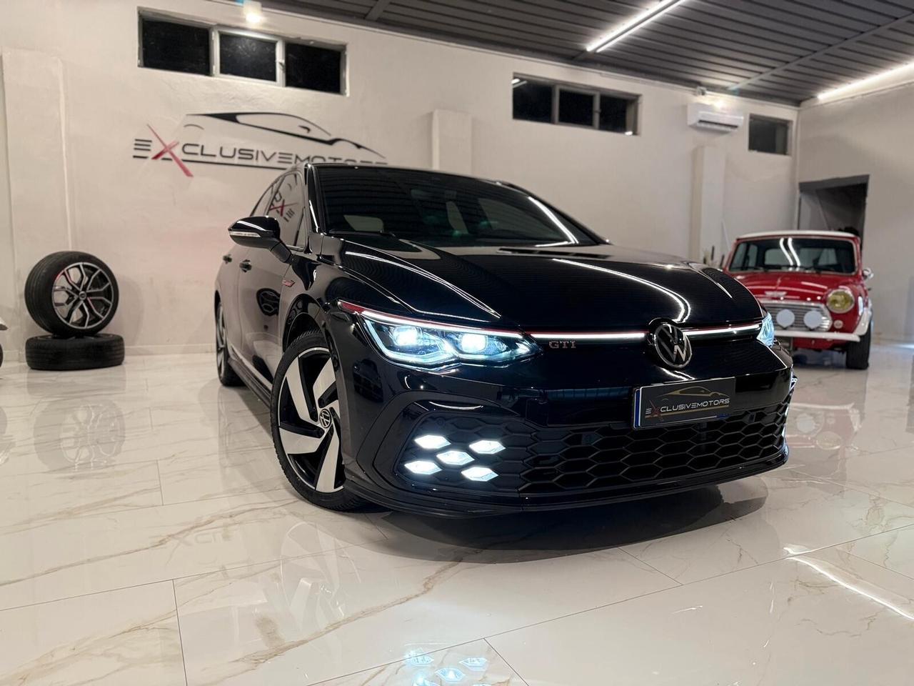 Volkswagen Golf GTI 2.0 TSI