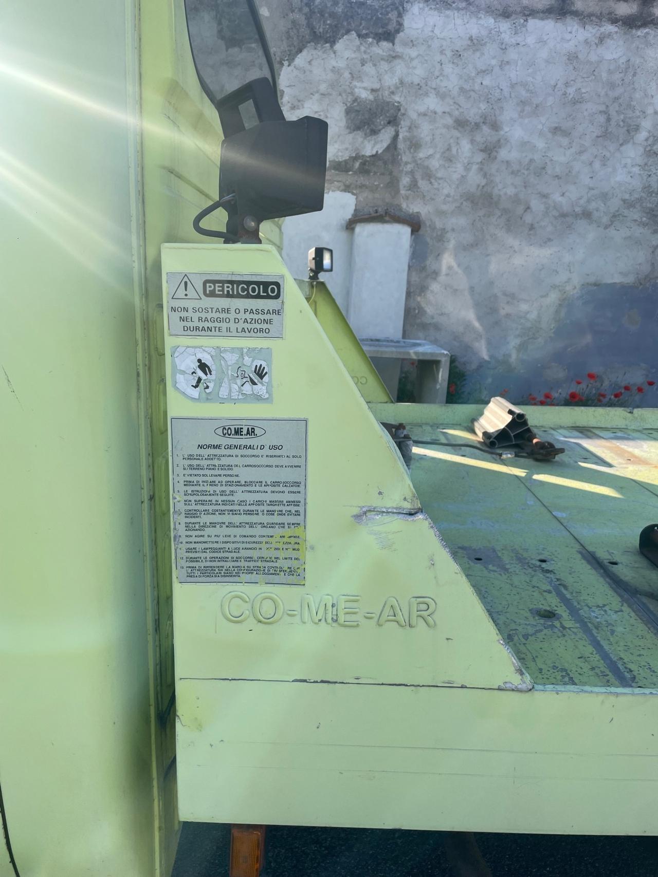 Carro attrezzi soccorso stradale