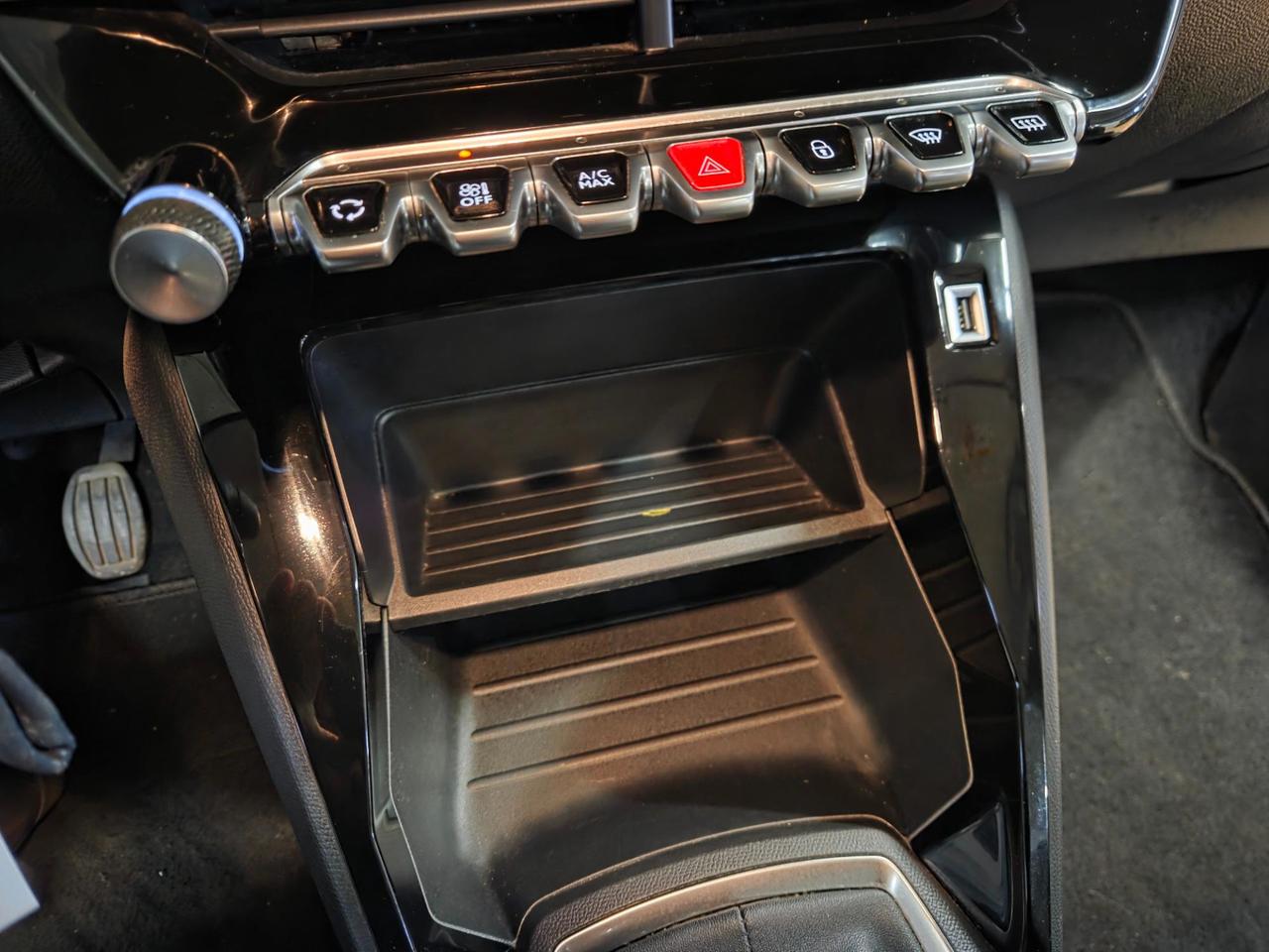 Peugeot 208 5 Porte 208 1.2 puretech Active s&s 75cv